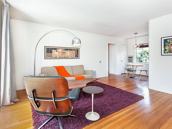 5th image of 1518 E Wilson Ave #2.0