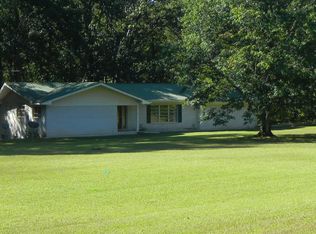 160 County Road 700, Roanoke, AL 36274