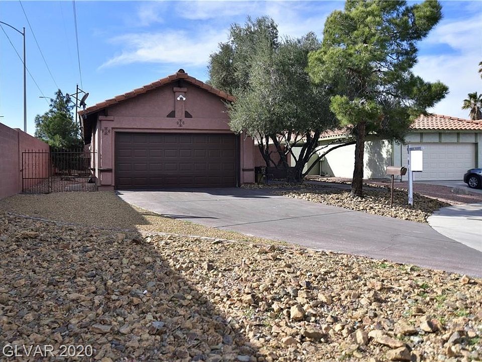 1st image of 1068 Neil Armstrong Cir