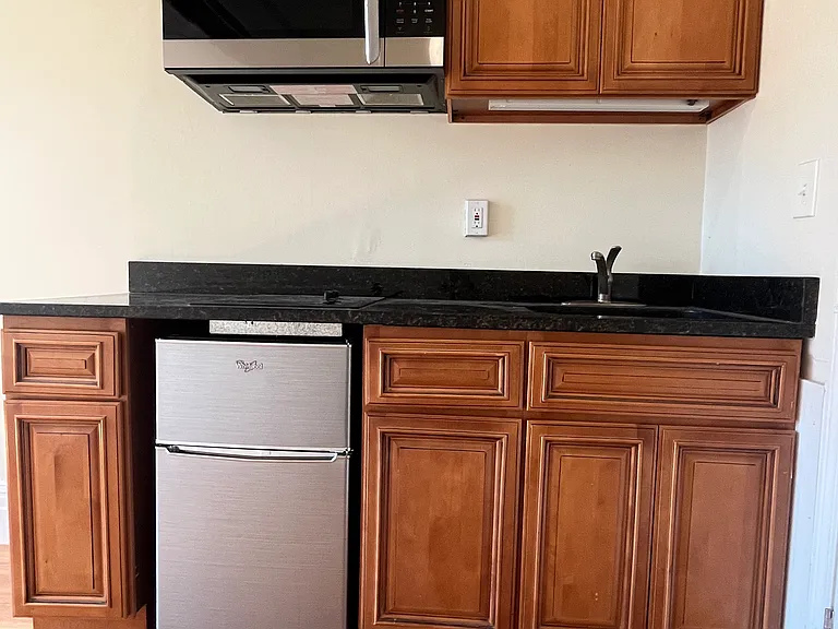 The Blackstone on Beacon — Photo 100