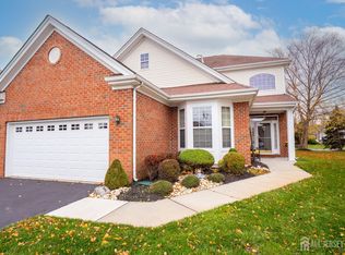 380 Daisy Ct, Monroe Township, NJ 08831