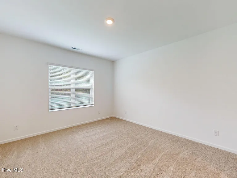154 Caulfield Rd — Photo 18