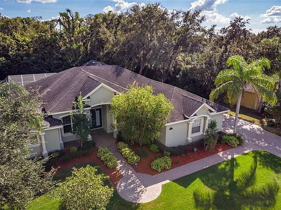 3rd image of 965 Ashton Oaks Cir