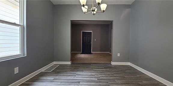 4th image of 2535 Askew Ave