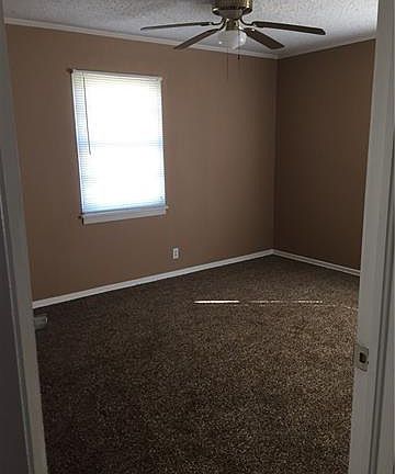 2nd image of 2815 Birch Park Dr