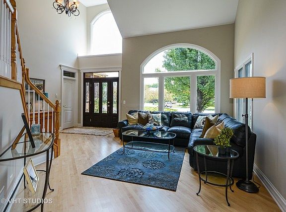 4th image of 2860 Clarissa Ln