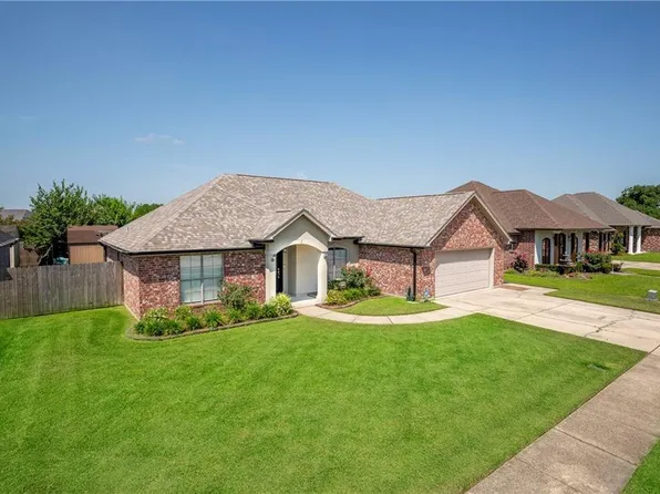 104 Gretchen Ct, Montz, LA 70068