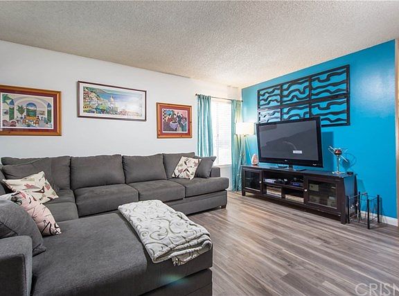 3rd image of 19700 Spanish Oak Dr