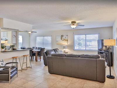 600 71st Ave APT 6, Saint Pete Beach, FL, 33706