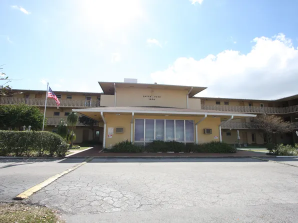 1050 E Sample Road #209, Pompano Beach, FL 33064