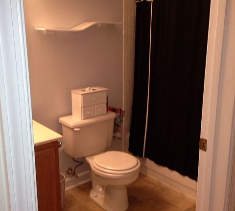3rd image of 631 Admiral Dr Unit 102