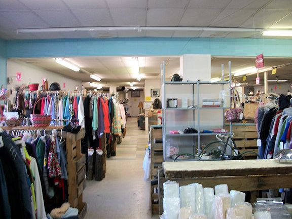 5th image of 850 N York Hwy