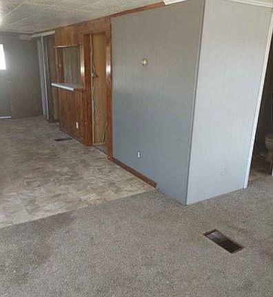5th image of 220 W Avenue G