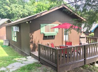 39 Spring Ln, Union Dale, PA 18470