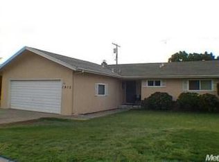 1912 W Pine St, Lodi, CA 95242