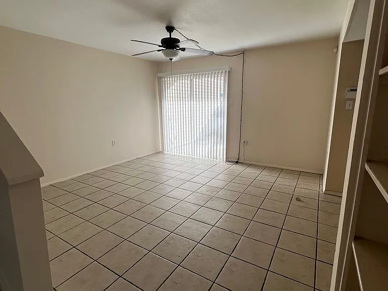 1831 Warringwood Dr #C-4 — Photo 3