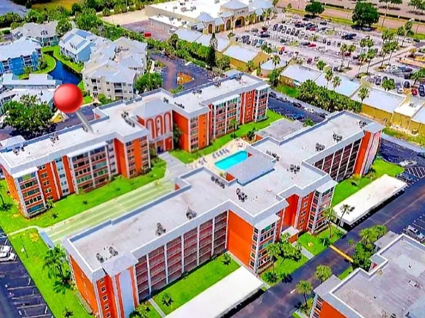 6960 20th Ave N APT 302, Saint Petersburg, FL 33710