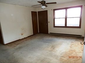 3rd image of 123 Nuckles Dr