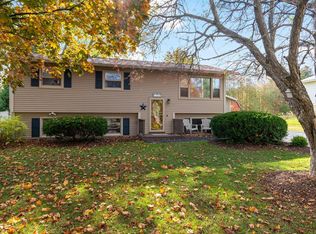 104 Marsett Rd, Shelburne, VT 05482