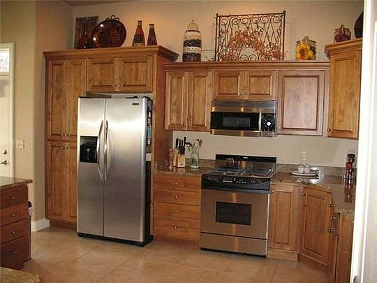 4th image of 2627 Southridge Dr