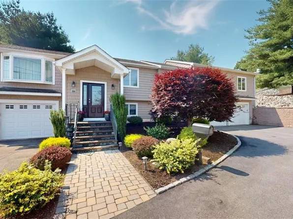 204 Elena St, Cranston, RI 02920