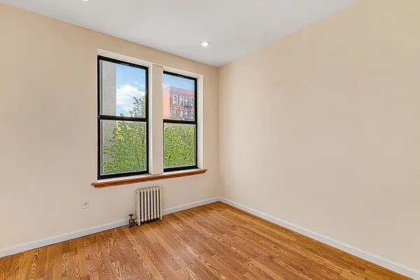 Rented by REAL New York | media 4
