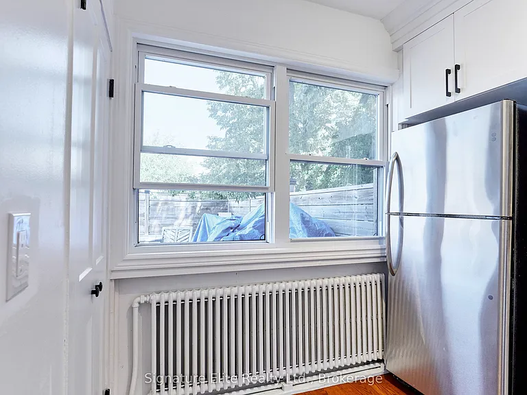 124 Geoffrey St #UPPER — Photo 14