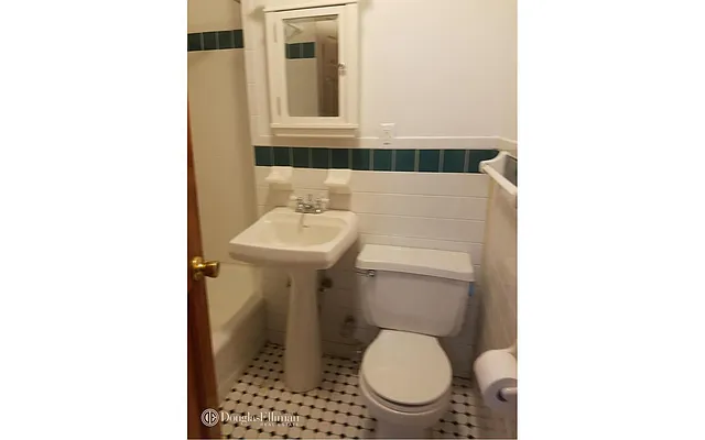 Rented by Douglas Elliman | media 6