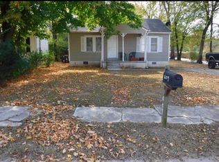 609 W 11th St, Columbia, TN 38401