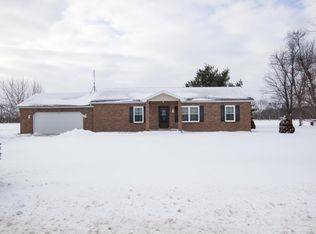 21281 Redfield St, Edwardsburg, MI 49112