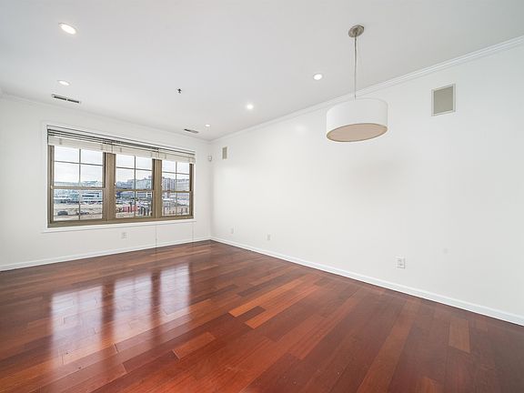 5th image of 26 Avenue At Port Imperial APT 204