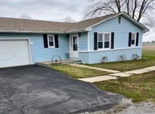618 Rhonda St, Enfield, IL 62835