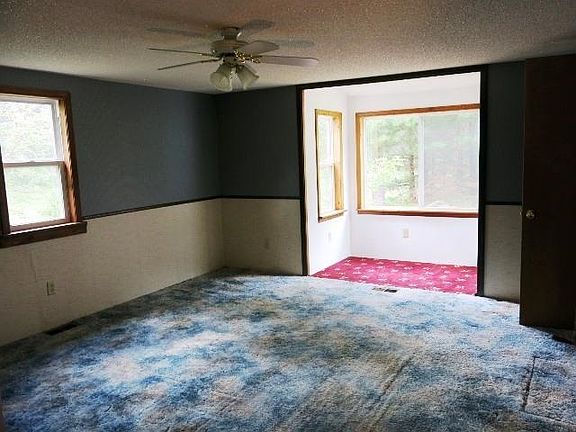4th image of 108 Waller Ct
