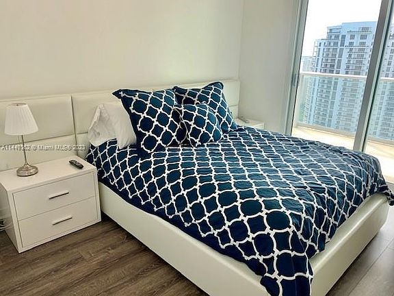 3rd image of 300 S Biscayne Blvd #3306X