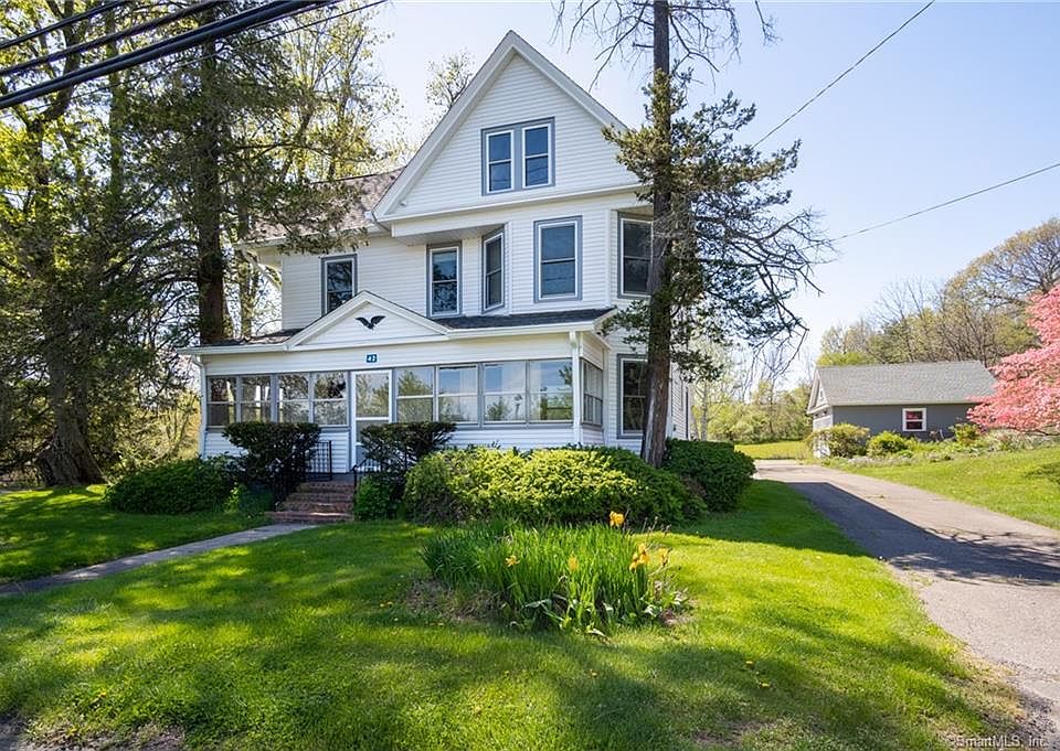42 S Main St, East Granby, CT 06026 Zillow