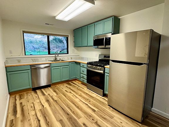 4th image of 228 N 7th St