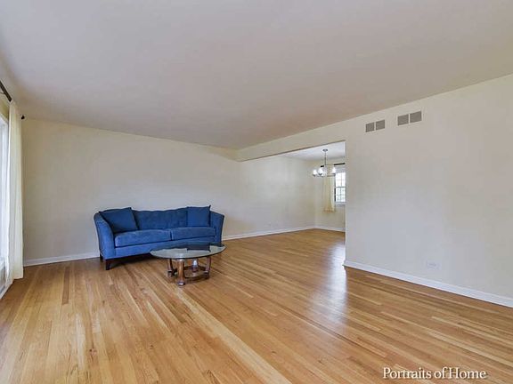 3rd image of 6722 Charleston Dr