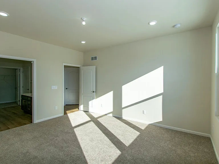 723 W Spaniel Dr — Photo 15