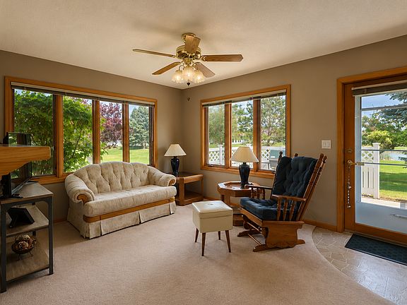 5th image of 3114 Maple Leaf Ct NW