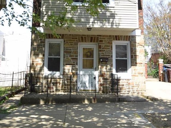 2nd image of 1811 W 5th St