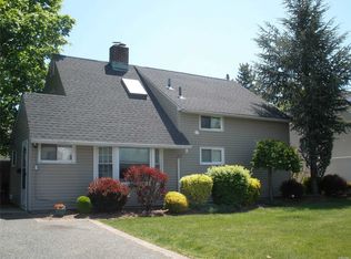 77 Wantagh Ave, Levittown, NY 11756