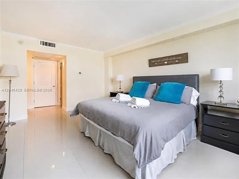 19370 Collins Ave #CU-716 — Photo 9