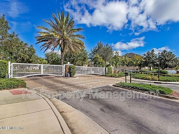 4th image of 12301 Kernan Forest Blvd APT 1702