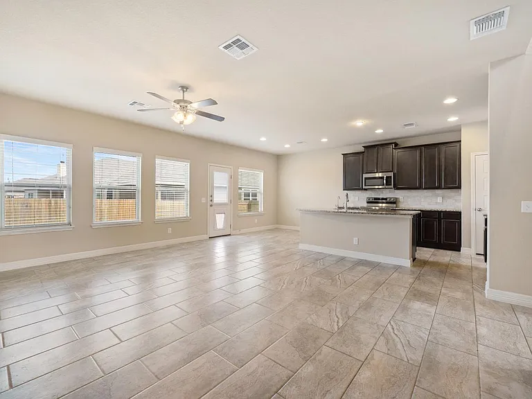 810 Low Cloud Dr — Photo 13