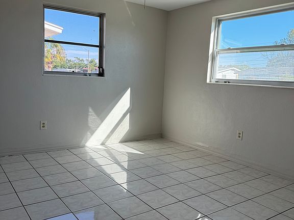 5th image of 5013 Zodiac Ave