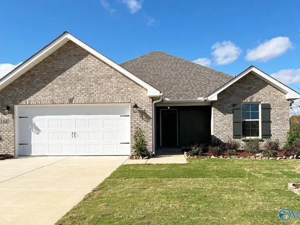 186 Midpark Dr, Meridianville, AL 35759