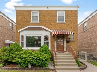 7217 W 57th St, Summit, IL 60501