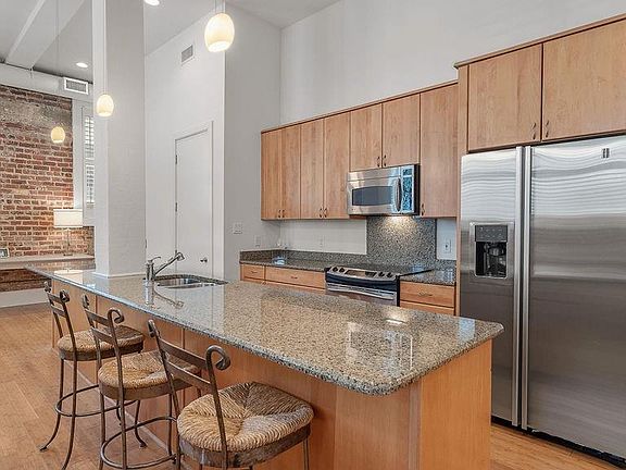 5th image of 801 Saint Joseph St #5