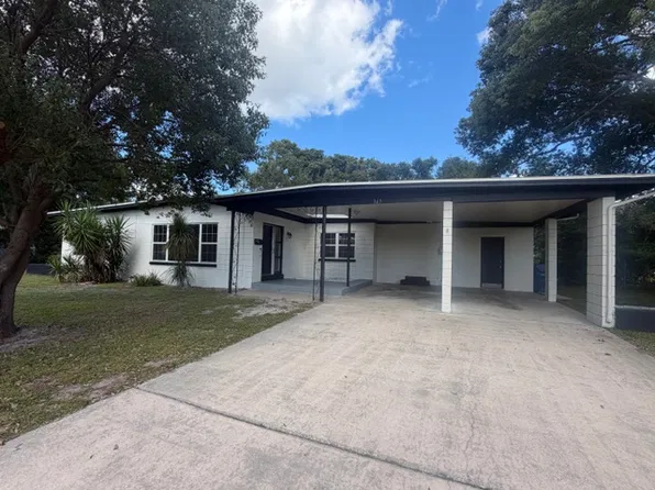 365 Lake Seminary Cir, Maitland, FL 32751