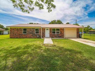 105 Madrid Rd, Cantonment, FL 32533